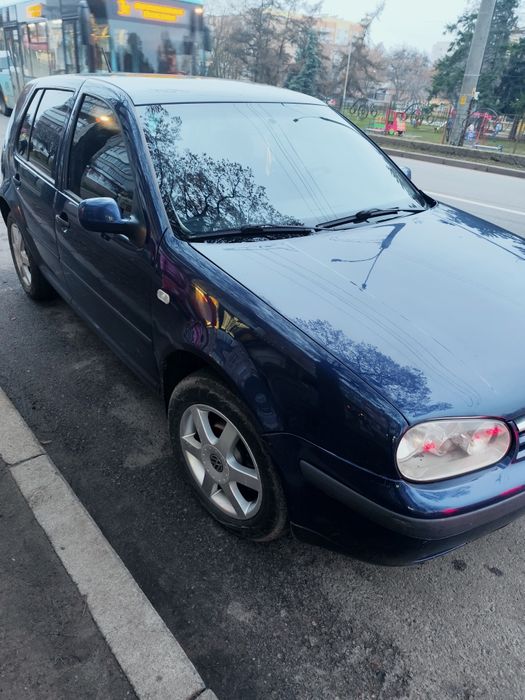 Продам.    машину