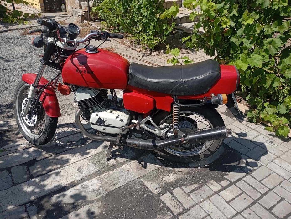 Продам мотоцикл CZ 350