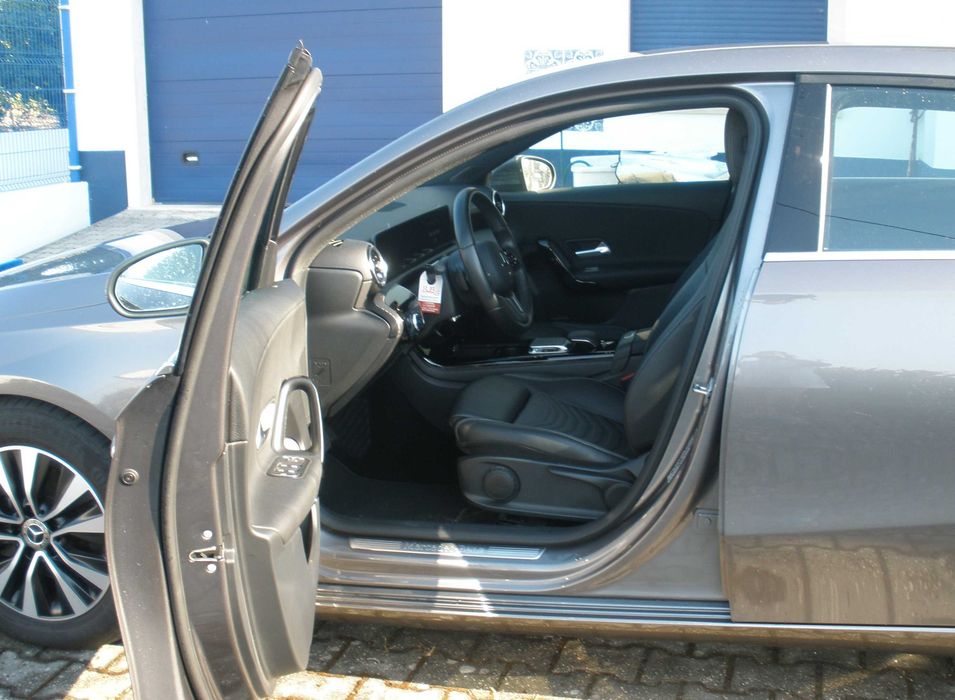 Mercedes A180 Como novo
