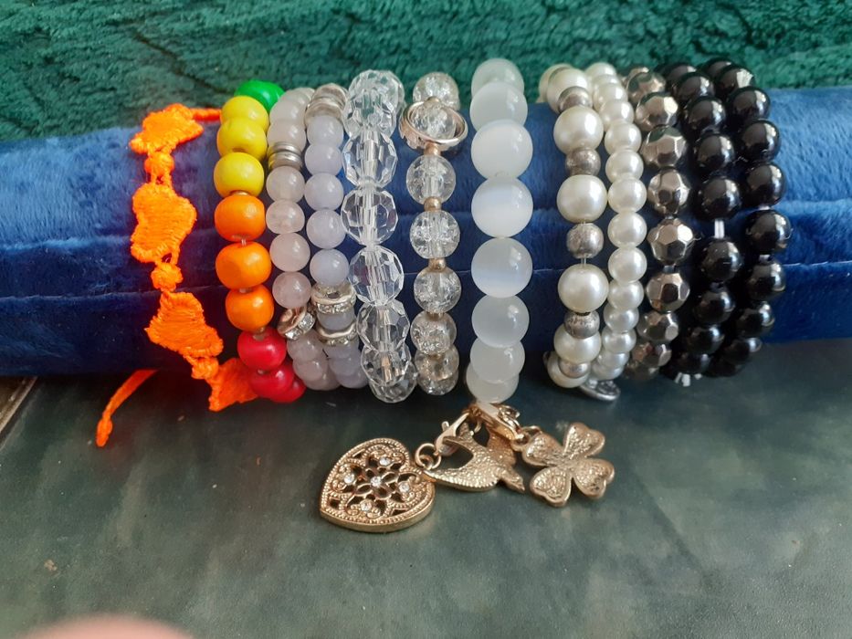 Zestaw bransoletek mix