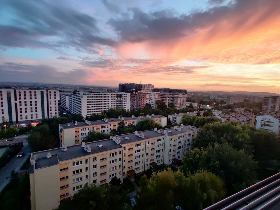 Wynajmę 3 pokoje w jednym mieszkaniu (max 5 osób)