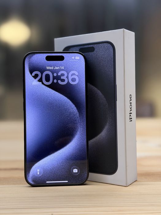 iPhone 15 Pro Titânio Azul 256GB – Excelente Estado