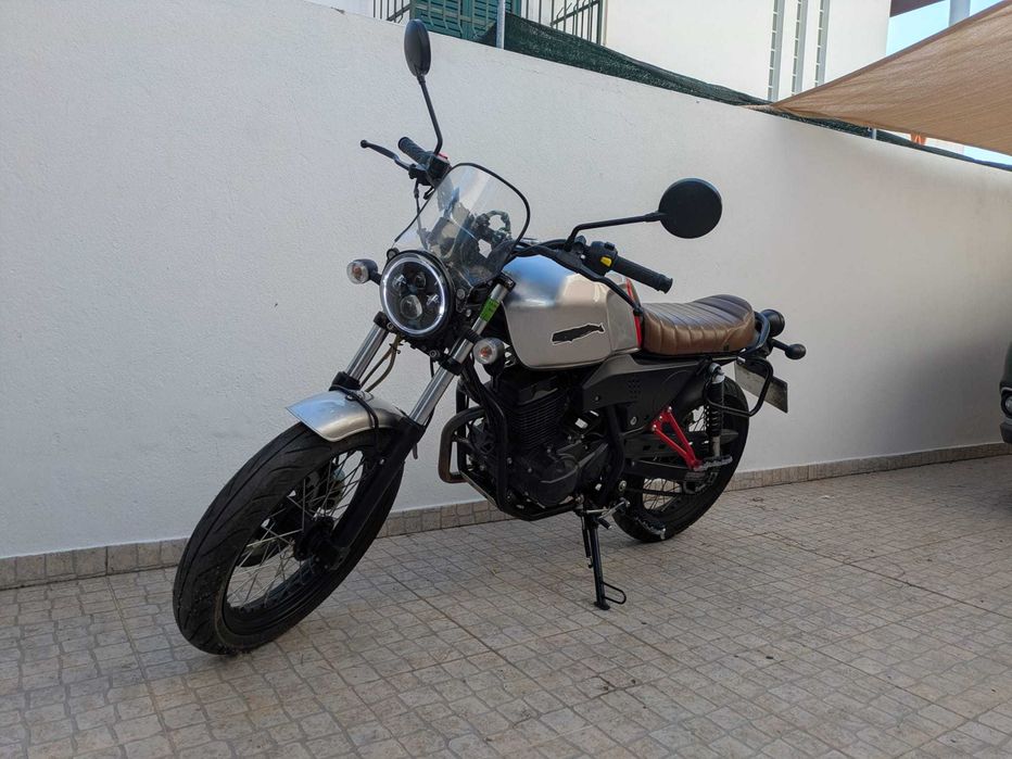 Scrambler X Cafe