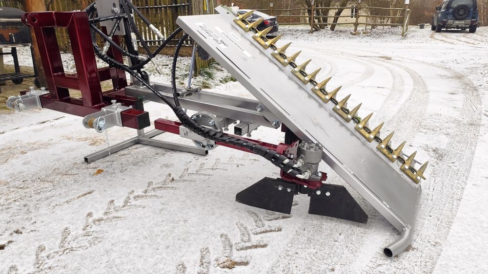 Podcinacz porzeczek – przedni TUZ Hydrauliczne składanie  Faktura