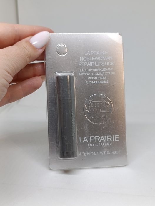 La Prairie Noblewoman Repair Lipstick regenerująca pomadka