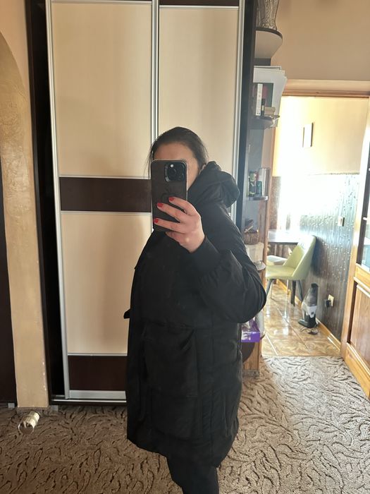 Куртка пуховик чорна жіноча, для підлітка 46-48 розмір