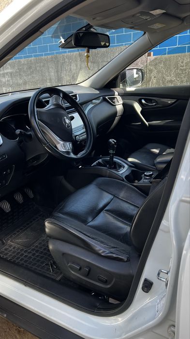 X trail t32  1.6 4*4