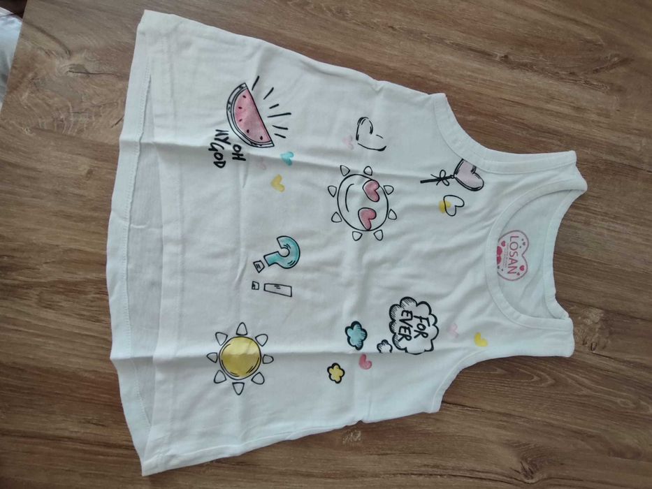 T-shirt colorida para dias quentes