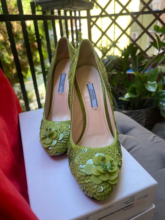 Туфлі на каблуку Prada