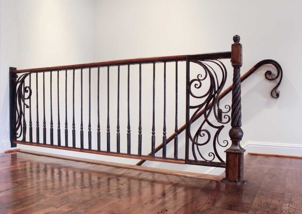 Ковані перила та балясини на замовлення: для сходів, балконів, тераси