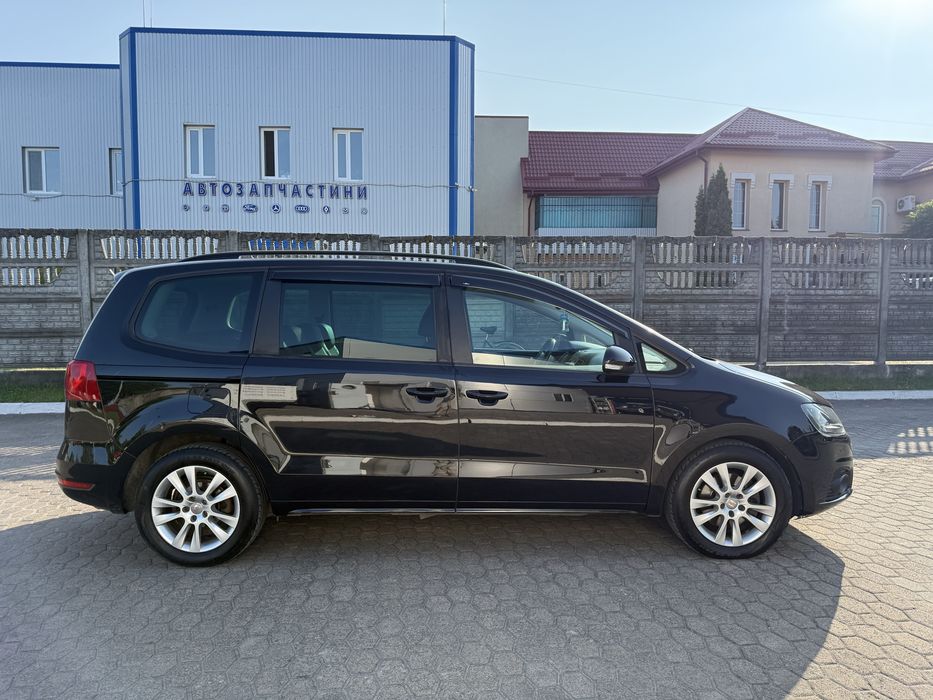 Seat Alhambra 2011 • 2.0 TDI • 7 місць