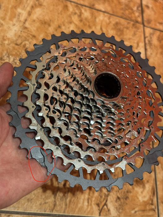 Kaseta SRAM Rival XPLR XG-1351 E1,13spt+ Kaseta GX Eagle XS-1275 12- rzędowa 10-52