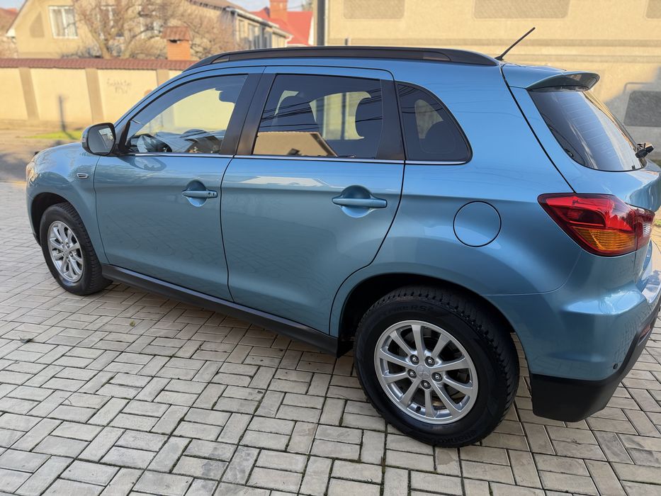 Продам Mitsubishi ASX 2.0 Полный Привод