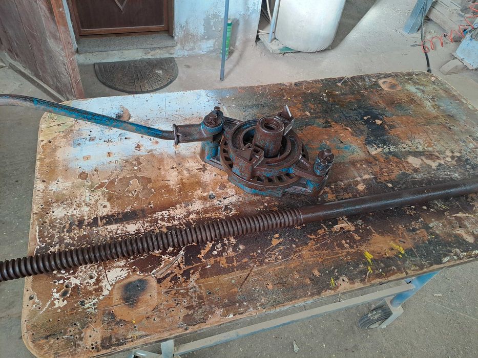 Prensa manual e fuso