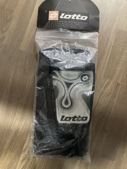 Caneleiras Futebol Puma Cup, Reebok, Lotto, Novas