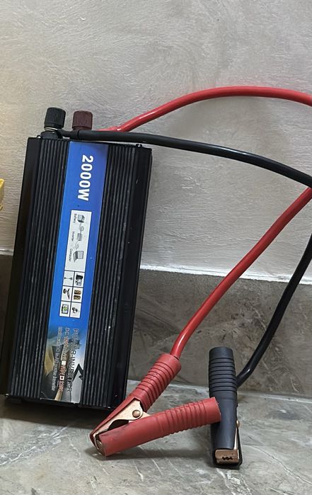 Інвектор перетворювач напруги