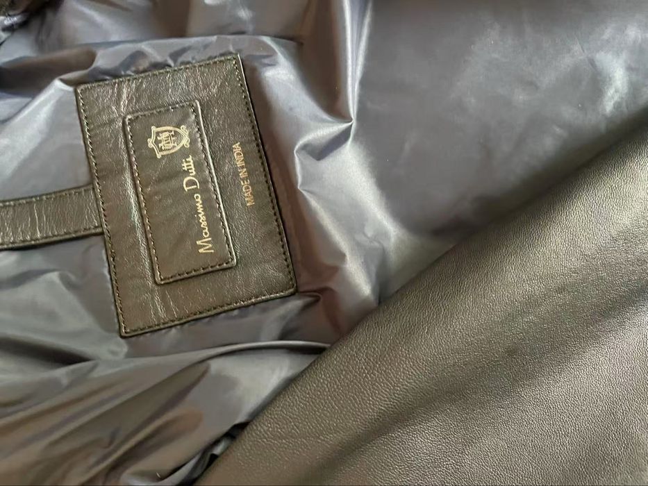 Casaco de Pele Massimo Dutti - Corte Elegante e Esbelto