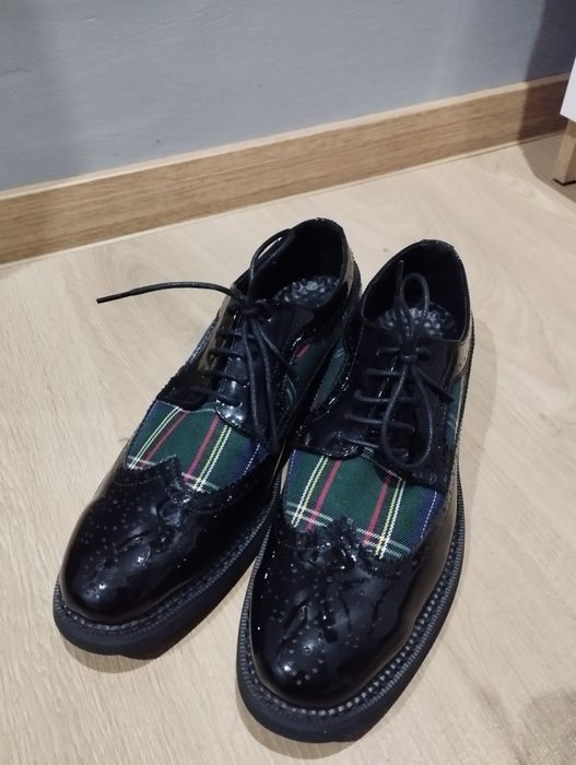 Czarne buty eleganckie męskie lakierki 45