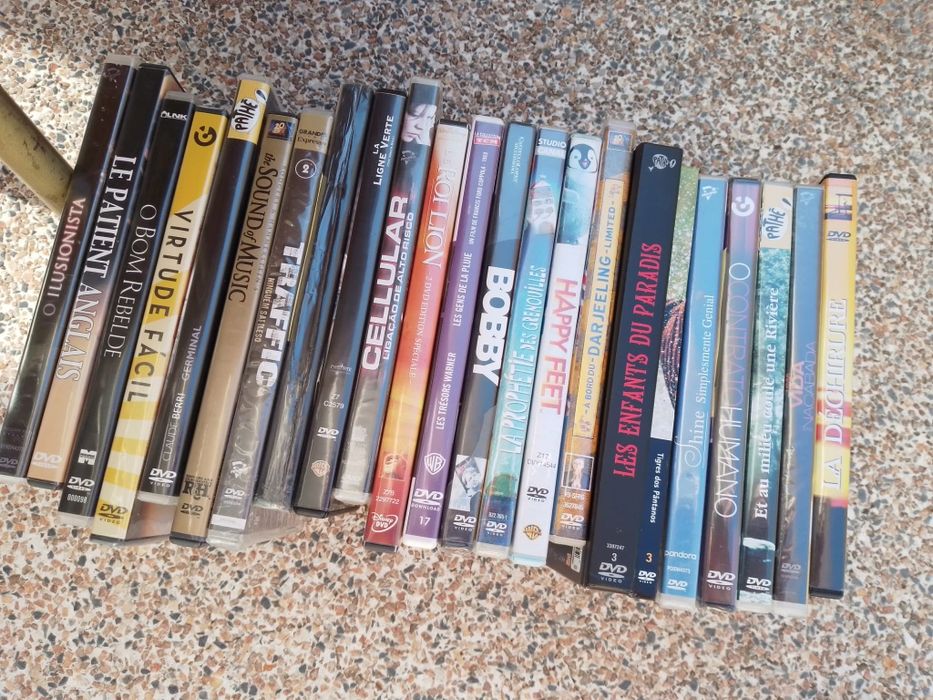 25Abril 30anos-Publico-4CDs/6DVDs Fechados20E-DVDs vários5Ecadadesde2E