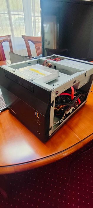 Mini komputer itx AMD A8 5800K 8GB Grafika Asus R7 250X 2GB sprawny