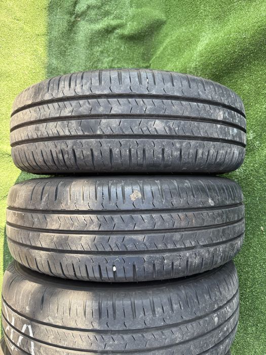 Резина Шини 215/70 R15C Nexen CT8