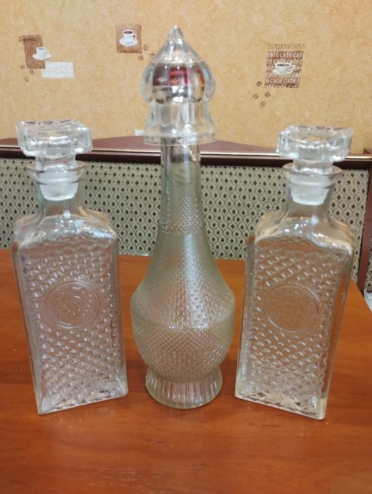 Продам 3 три графина штофа времён СССР