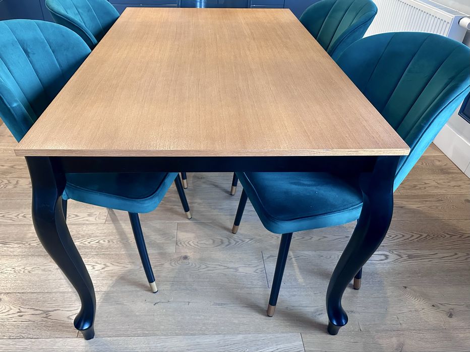 Stół drewniany rozkładany