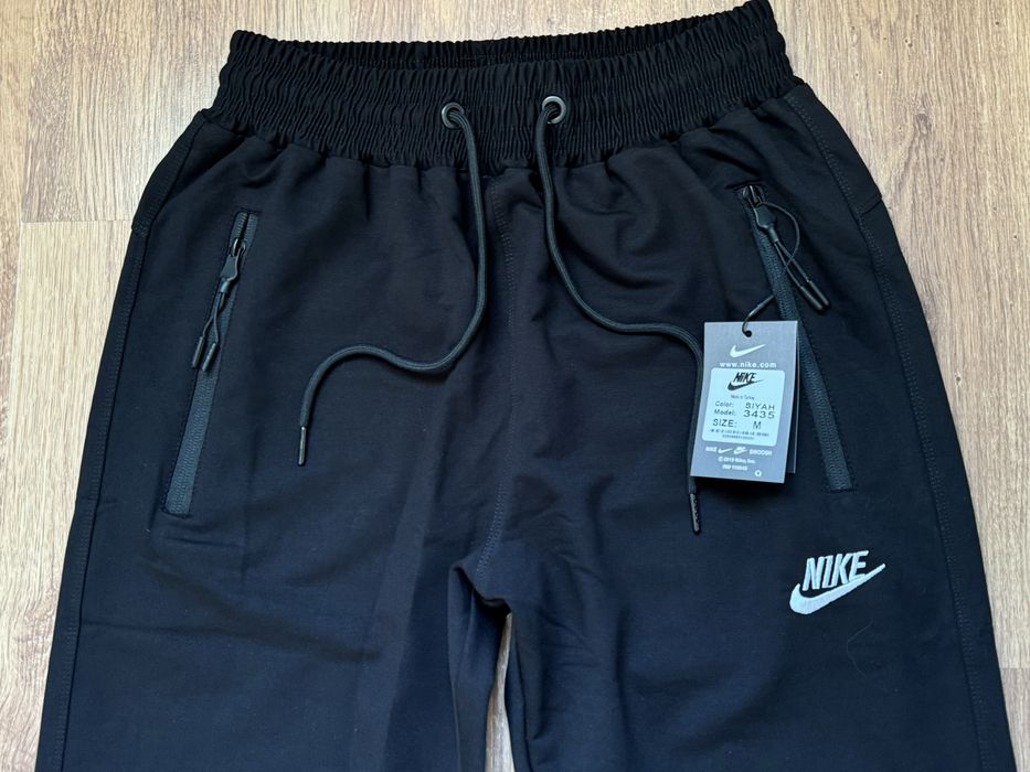 Штани Nike спортивні / колір Melange Black / M-3XL