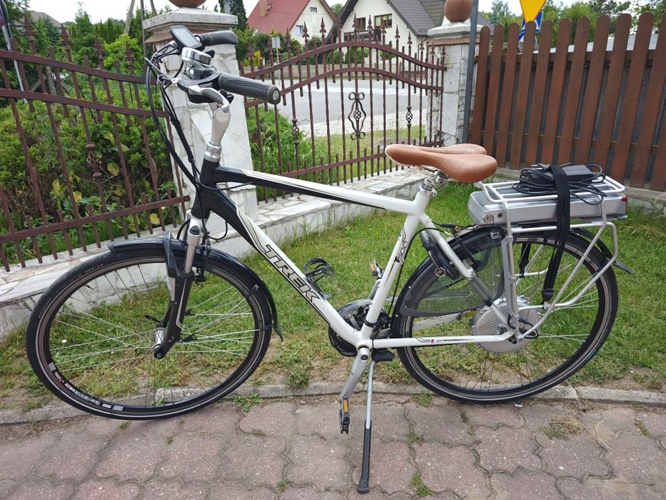 Rower elektryczny Trek nawigator T500
