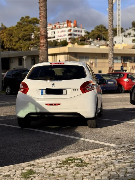 Peugeot 208 Active 1.4 Diesel – Ano 2014 — photo 3