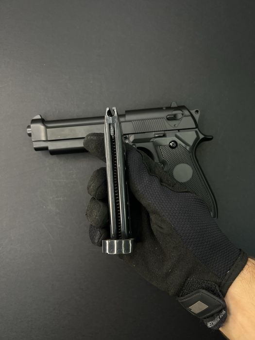 Топовий металевий пістолет Beretta М92FS - модель ZM18 (іграшка)