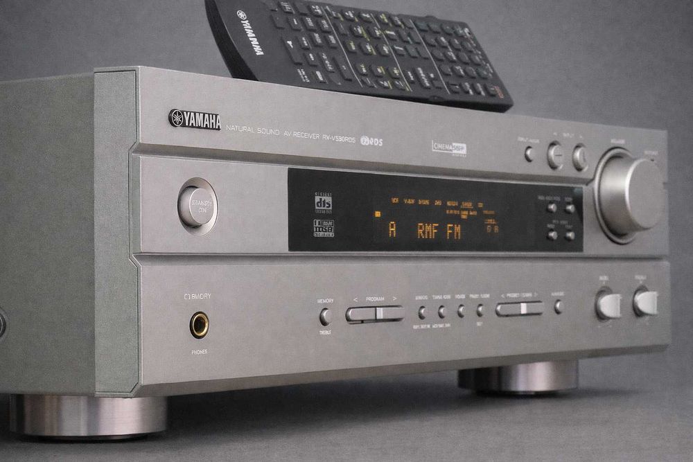 YAMAHA RX-V530RDS AV-ресивер з пультом