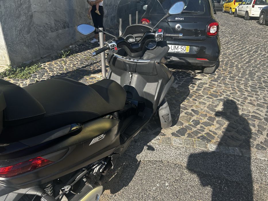 Piaggio mp3 300 2015