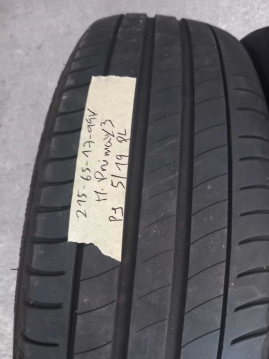 4 pneus 215/65R17 Michelin e Bridgestone