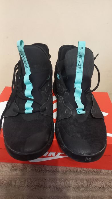 Кроссовки  NIKE 46р