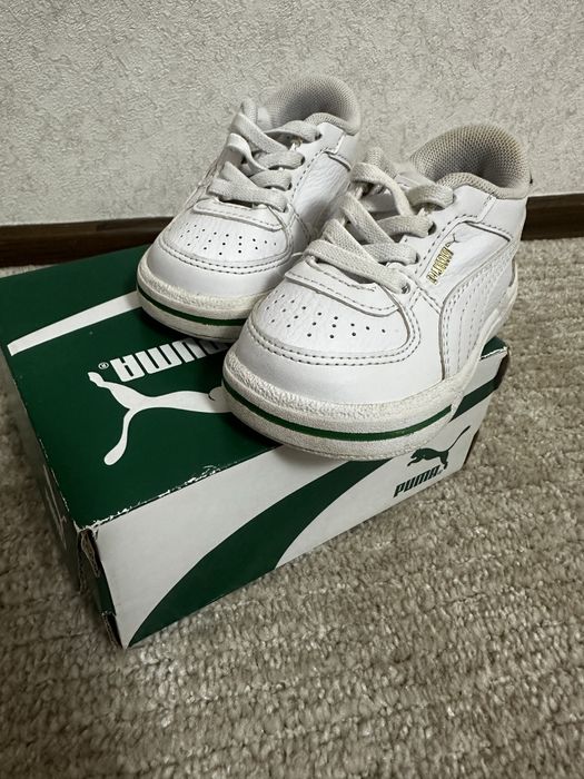 Взуття для дівчинки