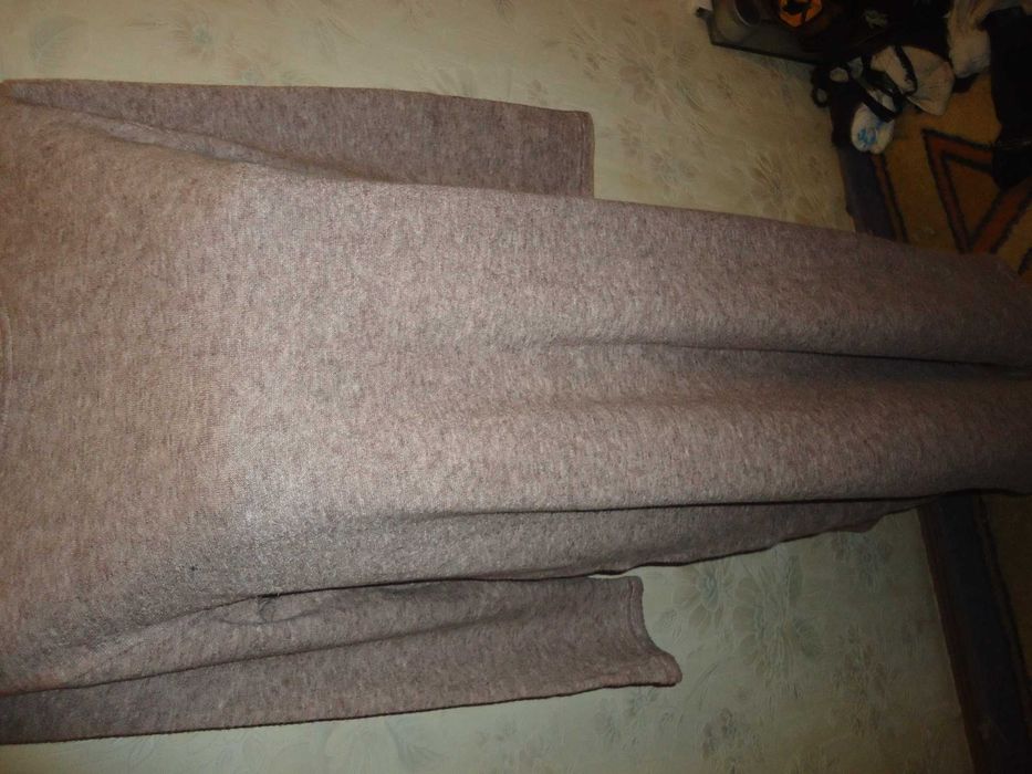 платье теплое 50 % щерсти фирма