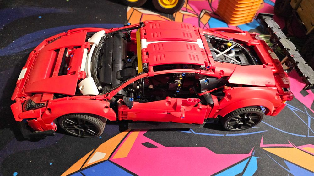 Lego Technic 42125 Ferrari 488 GTE “AF Corse #51”