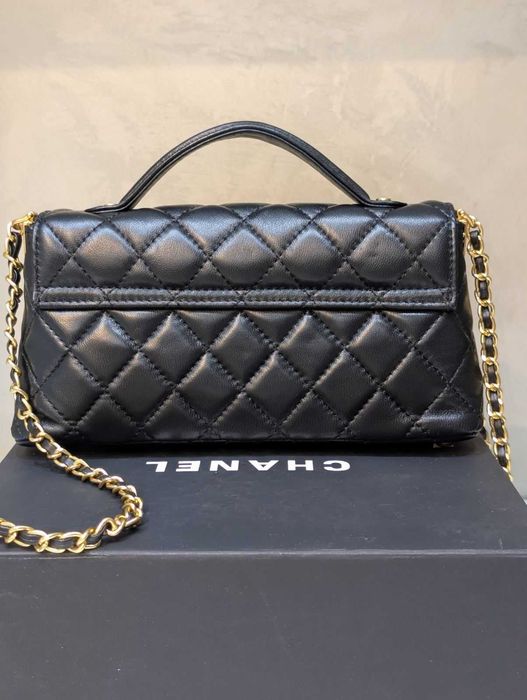 Сумка шанель Chanel трапеція, внизу довжина 24 см вверх 21 см кожаная сумочка