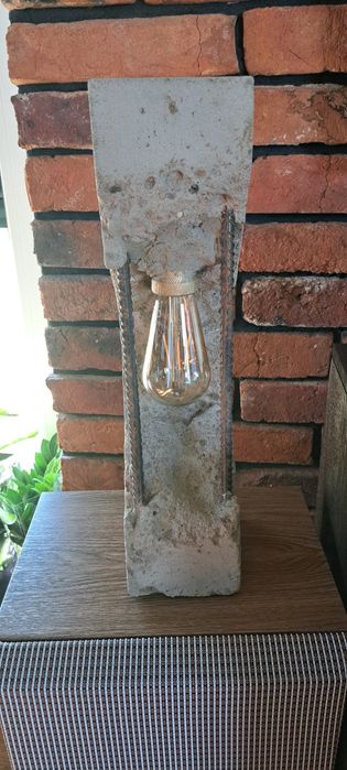 Lampka  betonowa loft