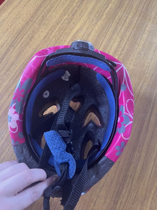 Шолом для дівчинки