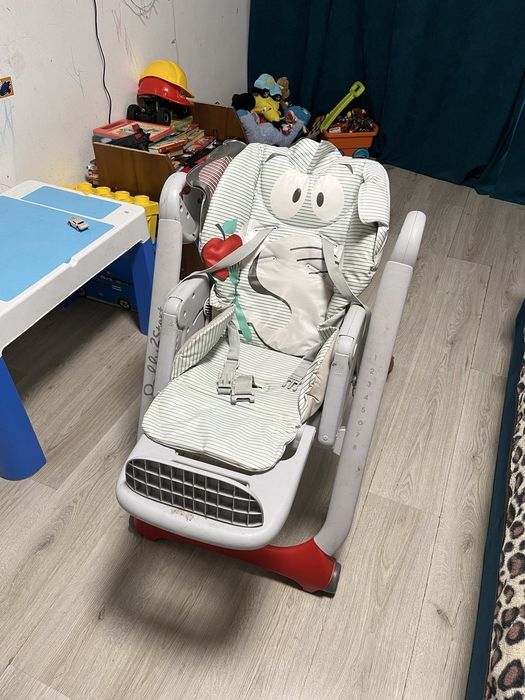 Стільчик для годування Polly 2 Start, 4-х колісний