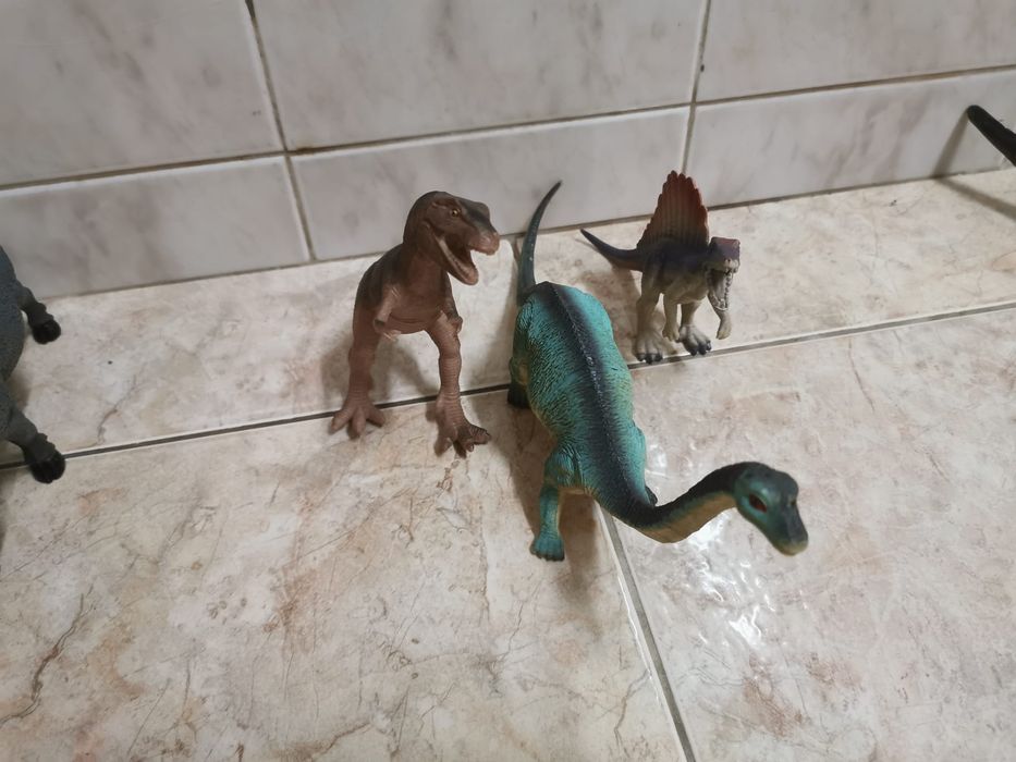 Dinossauros minis