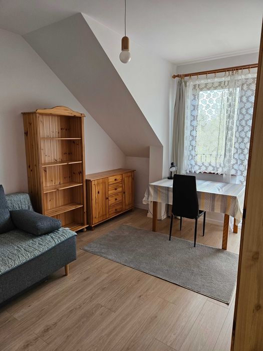 Wynajmę pokój w centrum Marek, przy ul. Promiennej