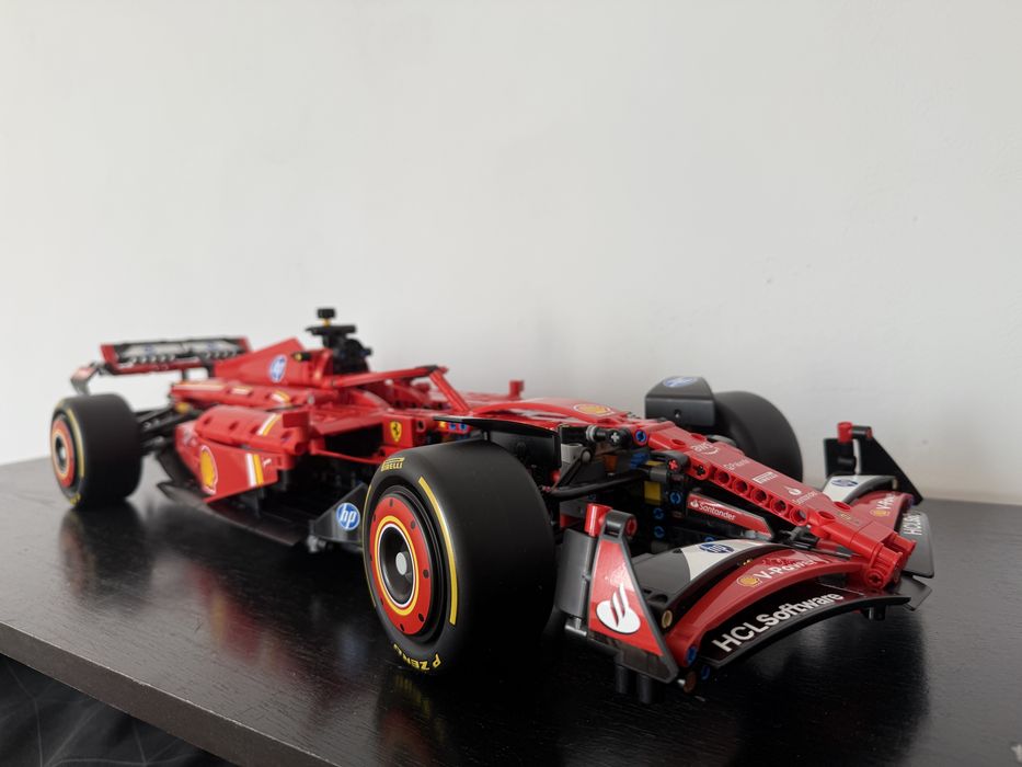 42207 LEGO Technic Bolid F1 Ferrari SF-24