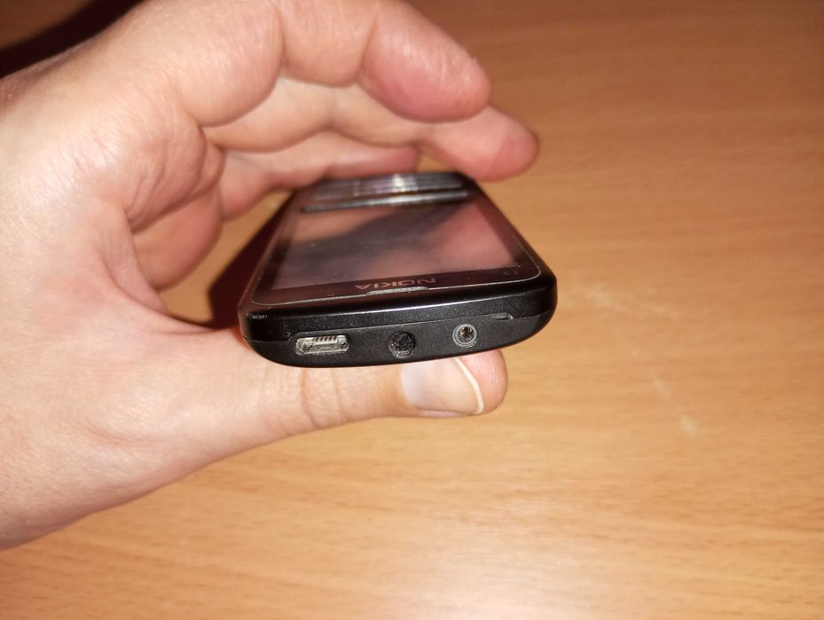 Мобильный телефон Nokia C3-01 сенсорно кнопочный звонилка