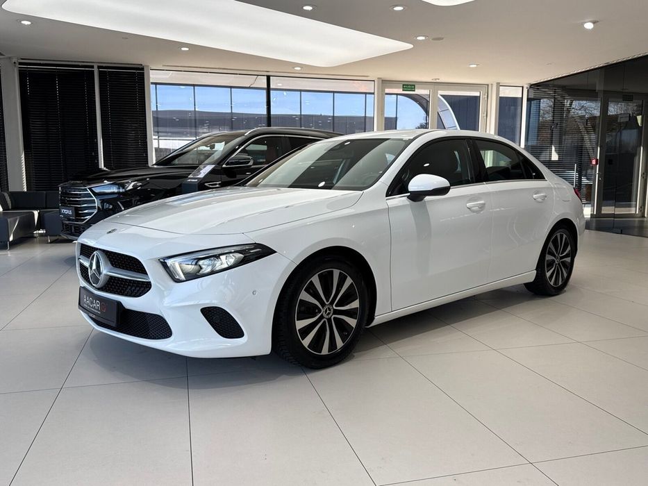 Mercedes-Benz Klasa A Style / LED / Kamera cofania / Asystent hamowania / Pakiet parkowania