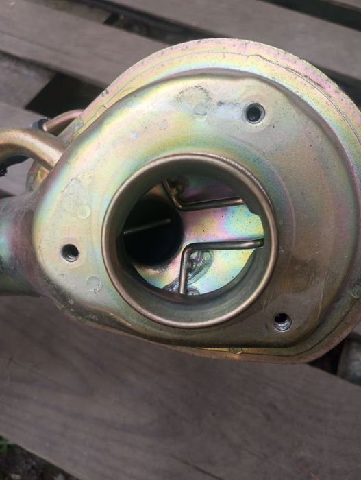 Wlew paliwa motocyklowy motocykl moto Suzuki Burgman 650 nr 1. 143