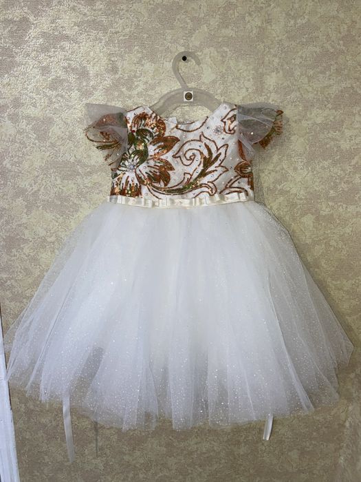 Нові святкові сукні