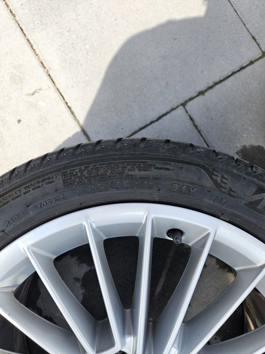 Felgi Audi  i opony letnie Bridgestone 17cali